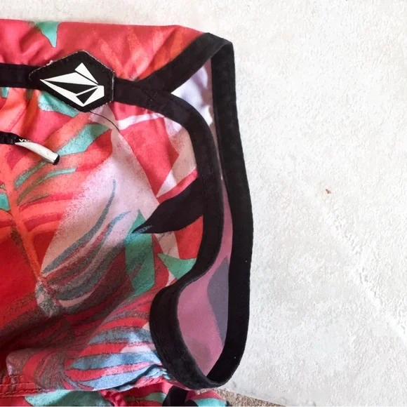 Volcom • Swim Trunks - Picture 2 of 4